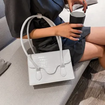 

Crocodile Pattern Crossbody Bags For Women 2020 Handbag Small Baguette Bag PU Leather tote bags Ladies Designer Evening Bags