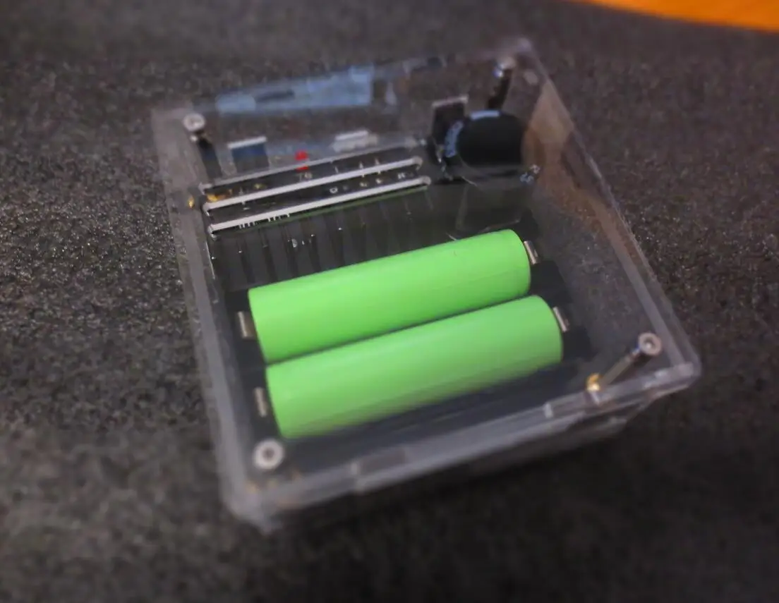 

Low Noise 5V Linear Regulated Power Supply (Battery) (LT3045)