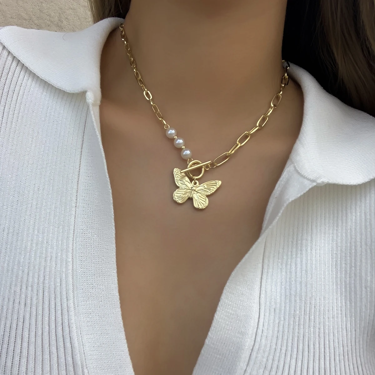 AENSOA Bohemian Chamr Chaim Pearl Big Butterfly Pendants Necklaces for Women Gold Color Chokers Necklace Trendy New | Украшения и