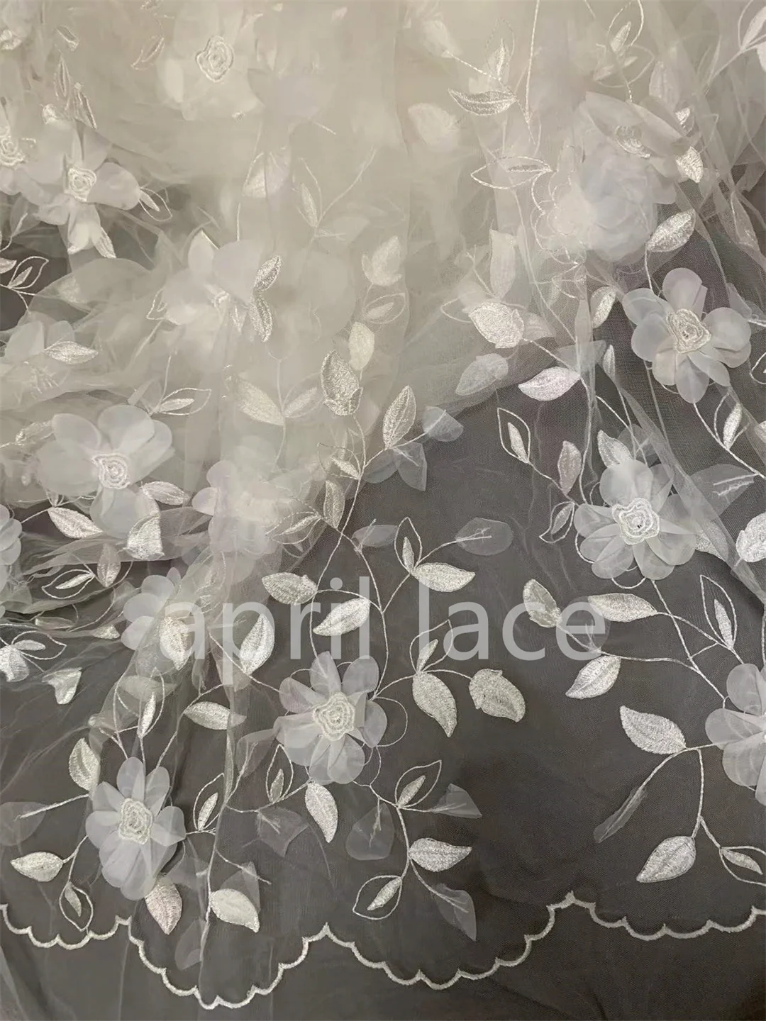 

5 ярдов, новинка, Элегантное свадебное платье белого цвета с объемным изображением лондонских цветов, кружевная ткань для случаев, свадебное платье с пилой