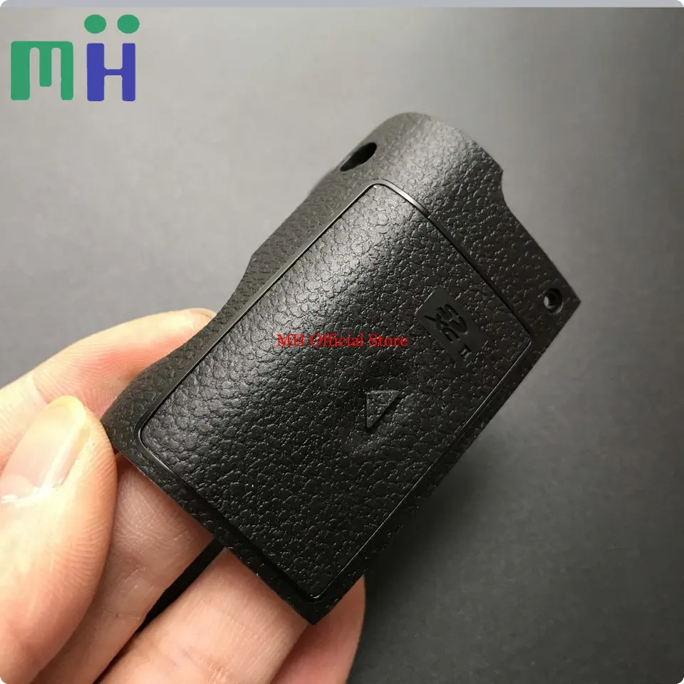 Panasonic LUMIX DC-GH5-K ボディ SDカード V-Log Panasonic LUMIX DC-GH5-K ボディ SDカード V-Log