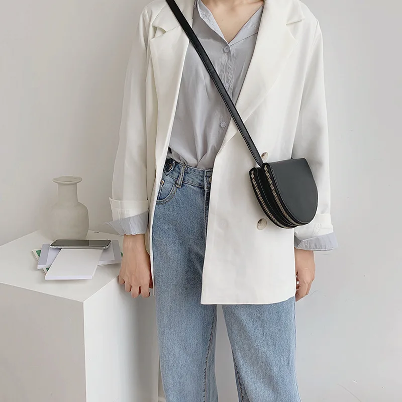 

Fashion new female bag flip magnetic buckle solid color PU shoulder Messenger bag small square bag