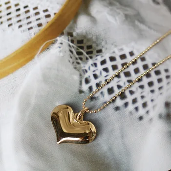 

Red popular style big love solid peach heart round bead necklace long sweater chain Titanium steel