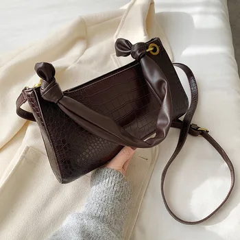 

Autumn and winter small bags women 2019 new tide Korean fashion shoulder bag temperament wild messenger bag