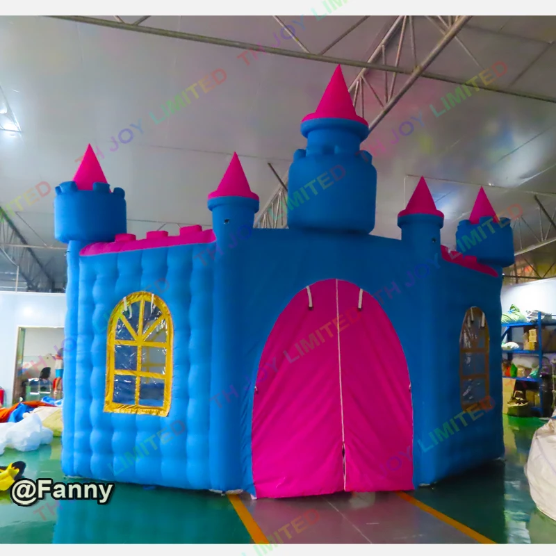 palace tent 1