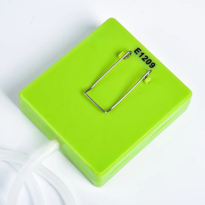 

Extremely Strong Dry Battery Mini Small Oxygen Pump Oxygen Supply Machine Aquarium Oxygen Pump Outdoor Easy to Carriable Fishing