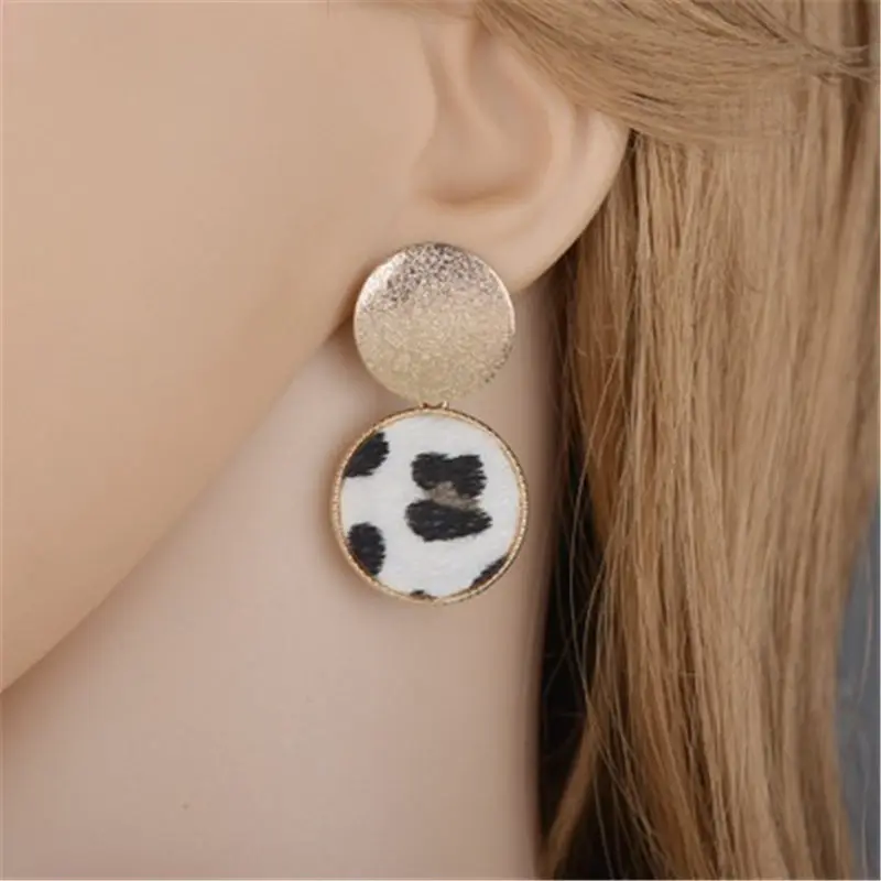 

New Fashion Round Leopard Drop Earrings Cute Colorful Fur Pendant Dangle Earrings For Women Statement Jewelry Party Gift Brincos
