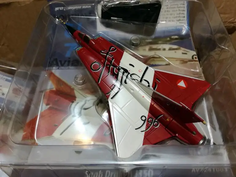Швеция SAAB DRAKEN J350 2-й авиаполк 1/72 литой самолет модель самолета AV72