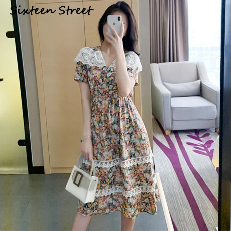 

2020 New Summer Daisy Printed Dress Female Runway Design V-neck Vintage Casual Street Party Dress Woman Luxury Vestido