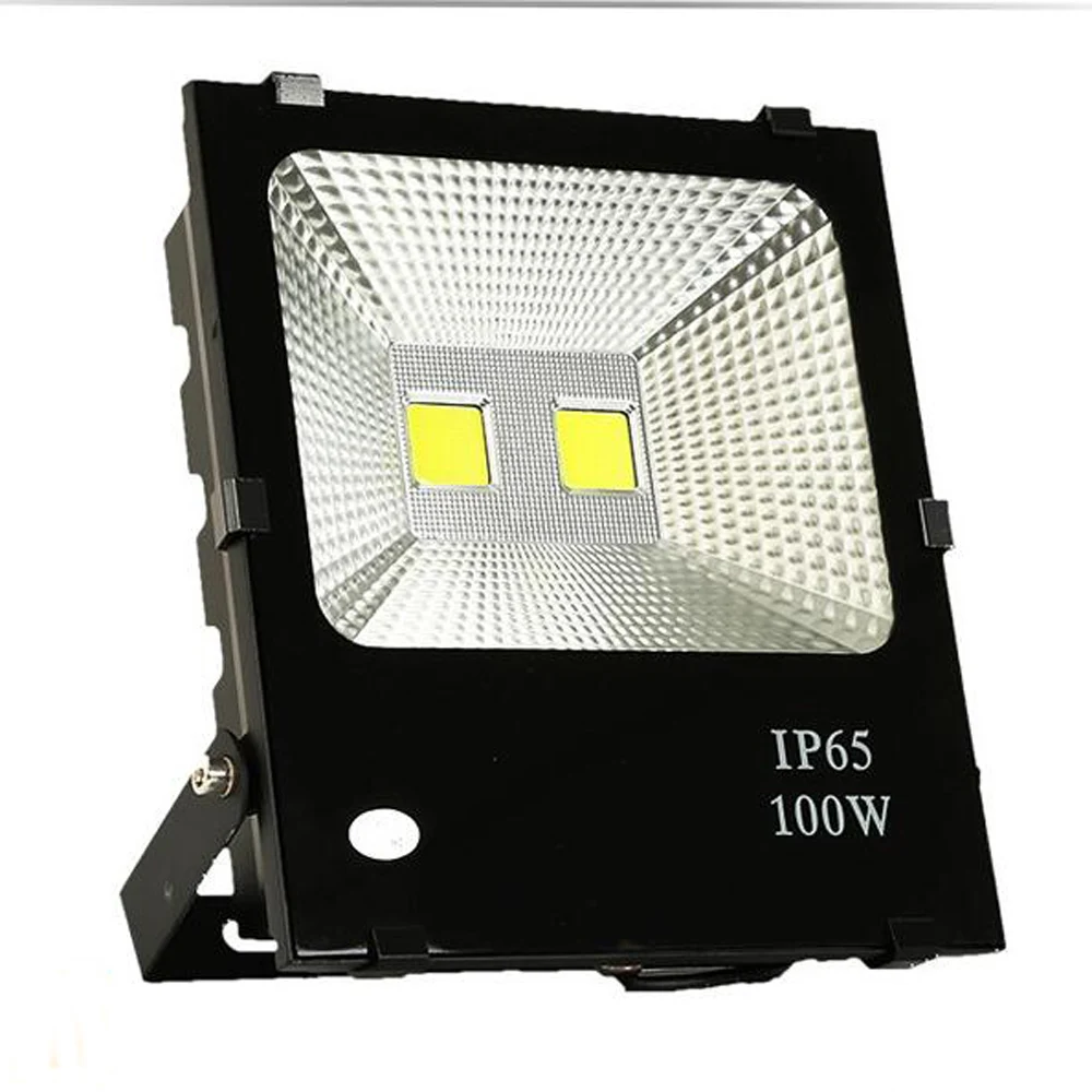 Small power Led Floodlight 20W 30W 50W Outdoor Spotlight Flood Light AC 220V 240V Waterproof IP65 Professional Lighting Lamp