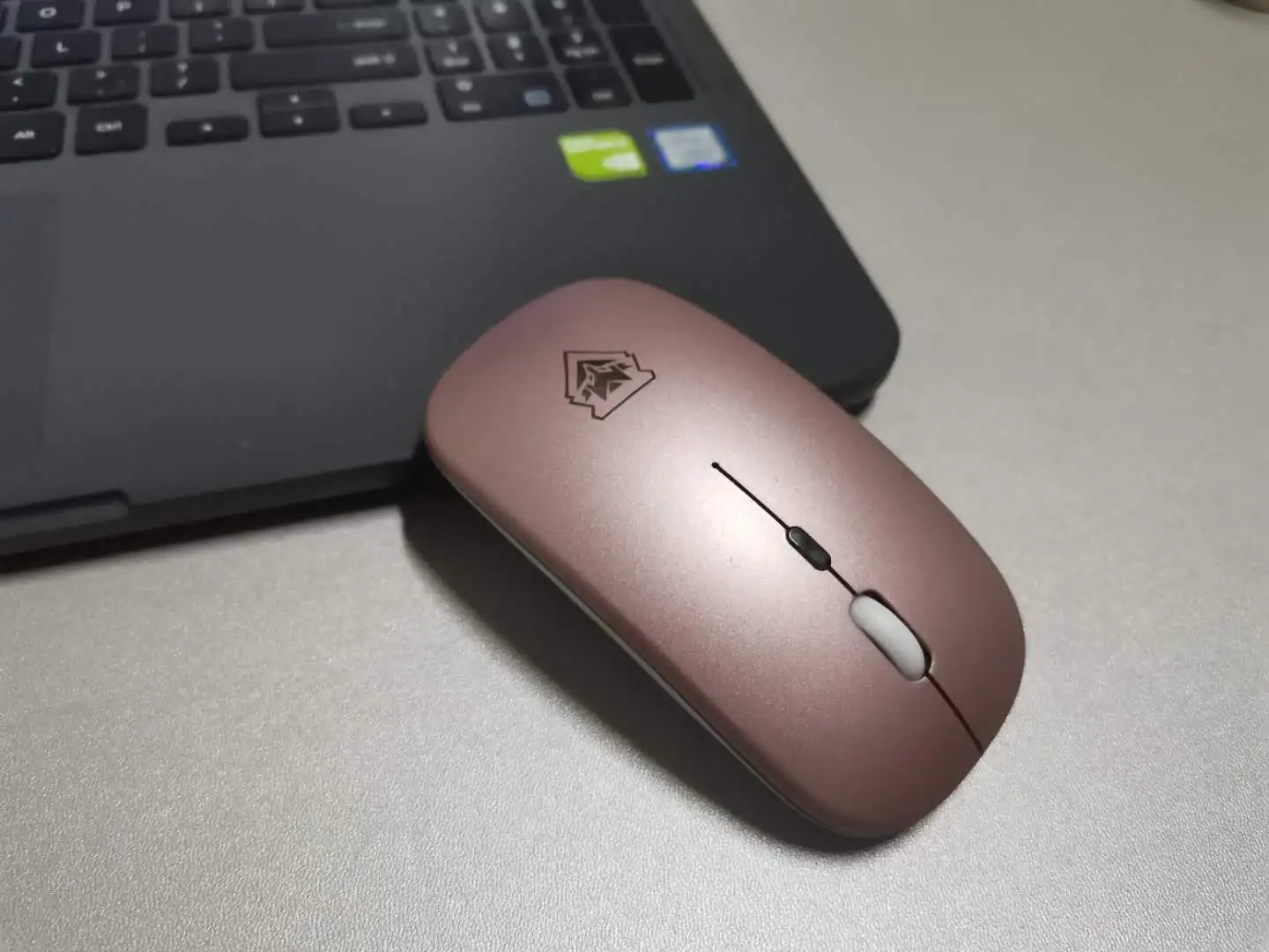 

2.4Ghz ultra-thin wireless mouse notebook mouse wireless office matte mouse touch stripe smart power saving practical mouse
