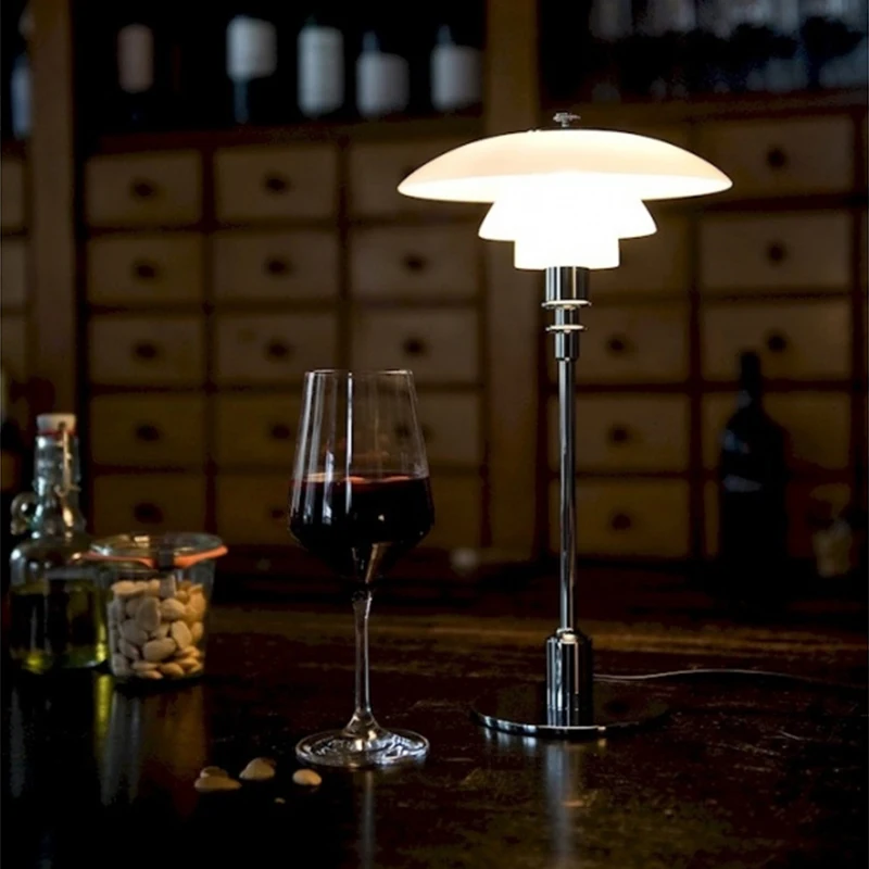 

LED Designer table lamp for Living room Bedroom beside art deco lamp post-modern nordic table lamp