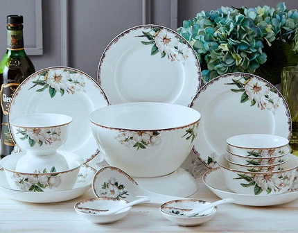 2021 Fashion Ceramic Dishes Home Tableware Bone China Set Rice Bowl Kitchen Dish Simple Classical Gift Dinnerware Sets |