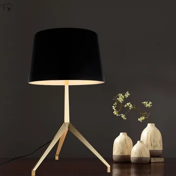 Preise Italien Design Post Moderne Stativ Glas Led Tisch Lampe Einfache Art Decor Schreibtisch Lichter Wohnzimmer Sofa Schlafzimmer Nacht Studie Studio