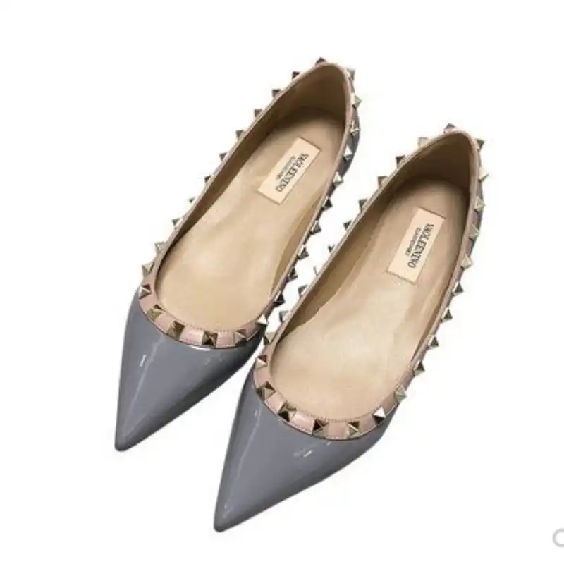 size 2 black court shoes