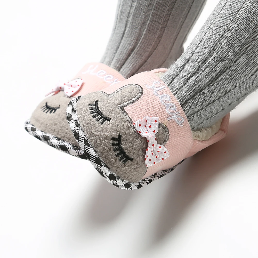 Зимняя Теплая обувь для малышей; обувь с милым кроликом; обувь для маленьких девочек; мягкая детская обувь для новорожденных; Размеры 0-18 м
