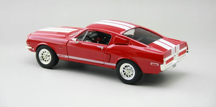Изысканная 1:18 1968 500kr винтажная модель автомобиля коллекция из красного сплава модель двери может быть открывается