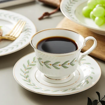 

New Design Leaf Pattern Gold Rim Coffee Cup Small Bone China Ceramic Tea Cup Saucer set European Style Afternoon Tea Cup Set