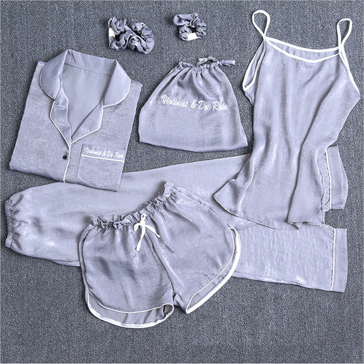 Сплошной цвет семь комплектов пижамы женская модель шелк с коротким рукавом шорты костюм корейский стиль сексуальные шорты камзол домашняя одежда