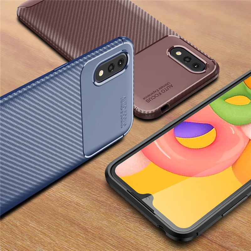 Чехол для Samsung Galaxy A01 Бампер корпус из мягкого углеродного волокна чехол чехлы