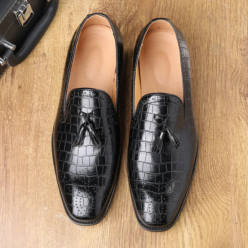 

Brand Fashion Formal Shoes Men Bullock Business Office Shoes Men 2020 Italy Luxury Big Size 48 Dress Shoes Men Casual Zapatos