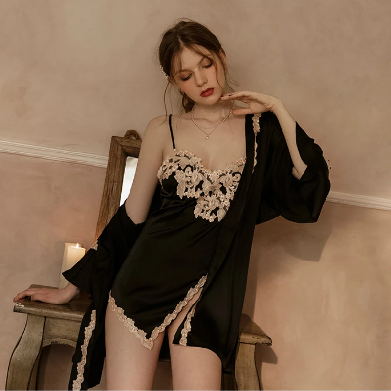 Женский Пижамный халат с вышивкой в готическом стиле | Женская одежда