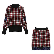 Костюм на осень и зиму года с круглым вырезом и вышивкой в контрастную клетку, топ с длинными рукавами и трикотажная юбка