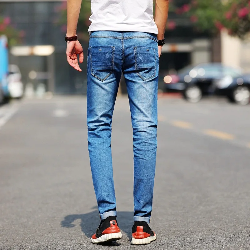 Günstige Dünne Jeans Männer 2019 Mode Stretch Jeans Casual Biker Grün Denim Hosen Jeans Slim Fit Schwarz Blau Cowboy Männlichen Jeans hosen