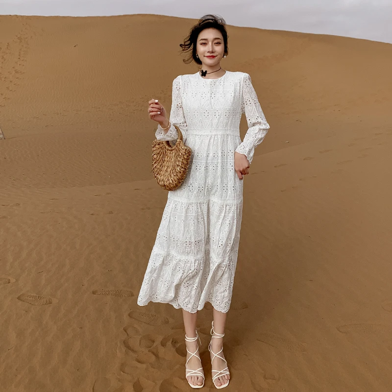 Make love platycodon grandiflorum French gentle fairy long closed show thin waist lace white dress for a holiday