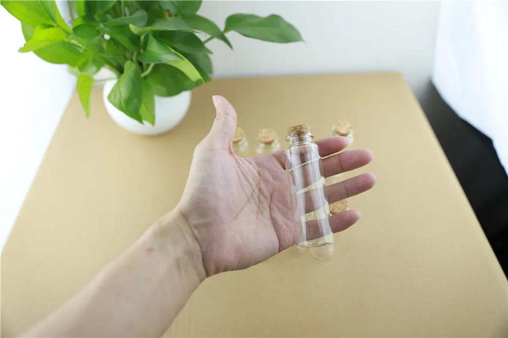 24pcsLot 45ml 3090mm Glass Bottles Cork Crafts Jars Cork Stopper Mini Transparent Empty DIY Wishing Glass Bottles Gift (4)