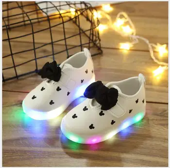 

Fashion Children Shoes With Flash Light Boys Shoes Autumn Winter Breathable Girls Cartoon Sneakers Kids Led Kids Sport Shoe