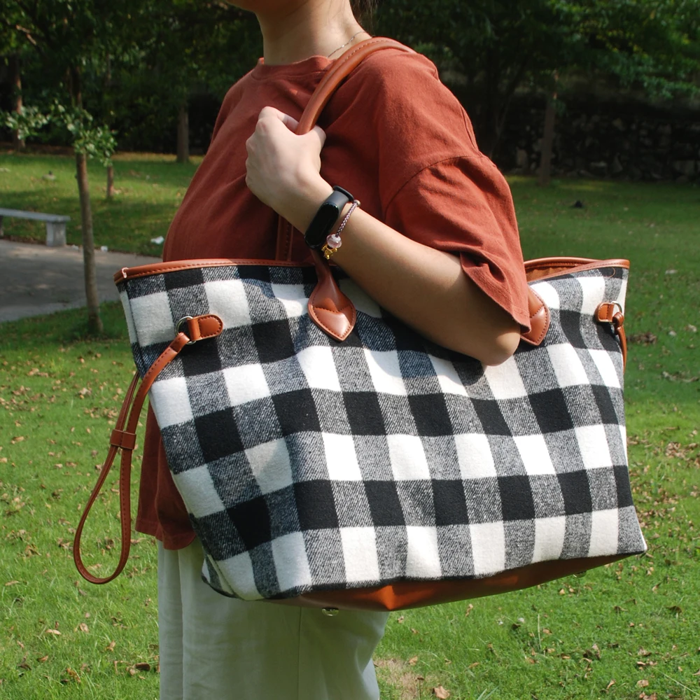black & white plaid tote bag (3)