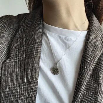 

Design Korean version jewelry Europe and the United States 925 sterling silver retro irregular necklace short neck chain