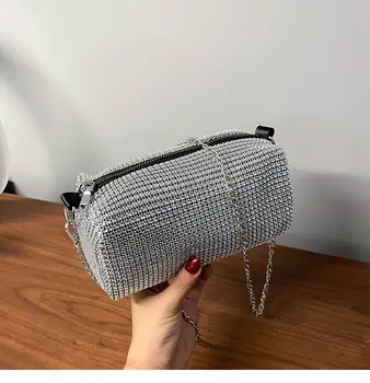 

Fashion Brand Female Design Zipper Classic Simple Handbag Mini Elegant Temperament Messenger Bag High Quality Wild Shoulder Bags