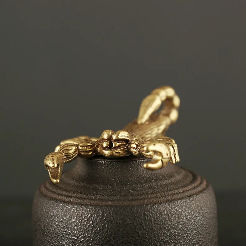Scorpion king keychain pendant (10)