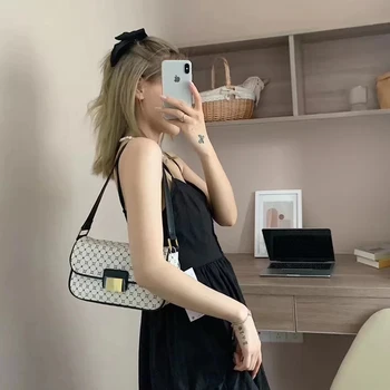 

Designer Underarm Bag Lady Handbag 2020 New Women Bag Color Matching Geometric Printing One-shoulder Baguette Bag Louis Channels