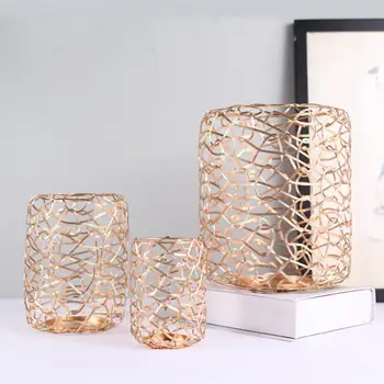 

3pcs Creative European-Style Metal Candle Holder Iron Art Candlestick Geometry Style Candle Stand Metal Candle Stand Home Decor