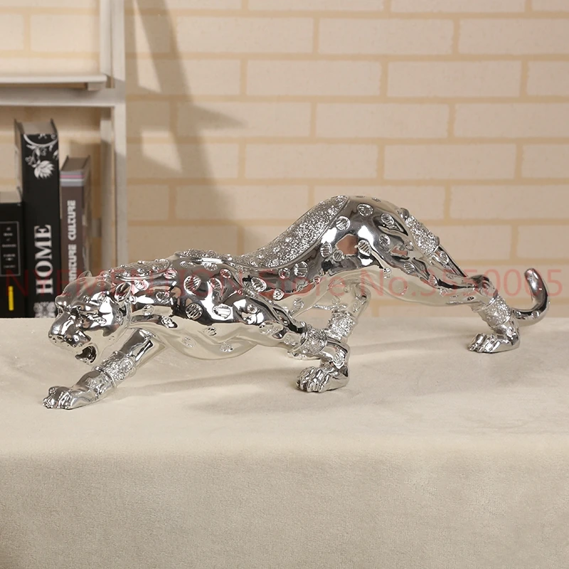 

55CM Cheetah Sculpture Electroplated Resin Leopard Statue Wild Animal Art and Craft Ornament Present for Home and Office 1pcs