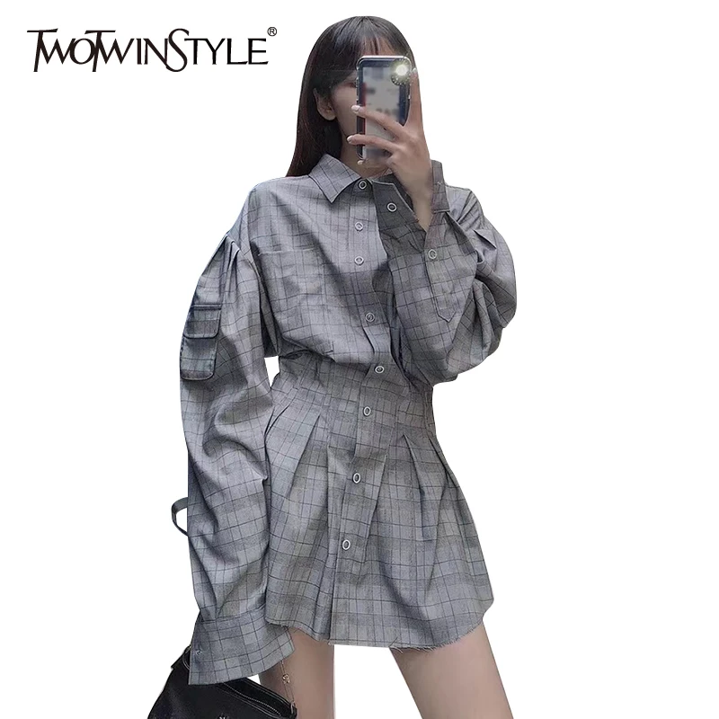 TWOTWINSTYLE Patchwork Ruched Plaid Dress For Women Lapel Lantern Sleeve Tunic Mini Casual Dresses Female 2020 Summer New Tide TWOTWINSTYLE Patchwork Ruched Plaid Dress For Women Lapel Lantern Sleeve Tunic Mini Casual Dresses Female 2020 Summer New Tide