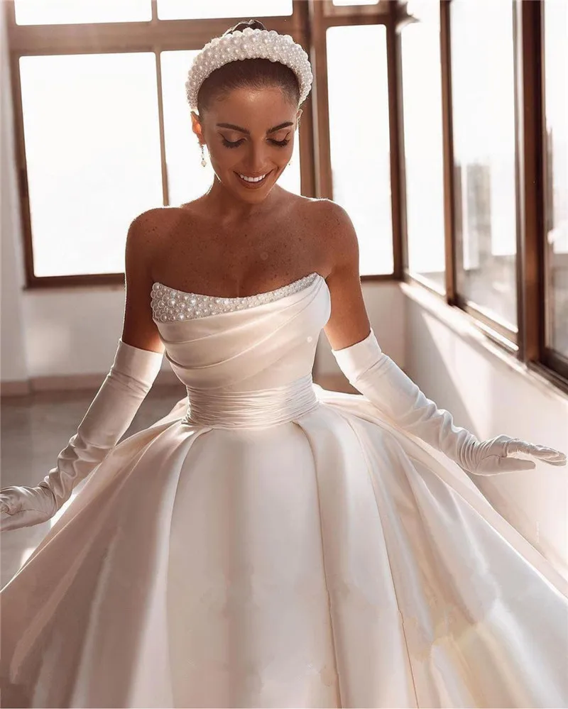 Aesthetic Ball Gown Strapless White Long Wedding Dresses Brides Dress