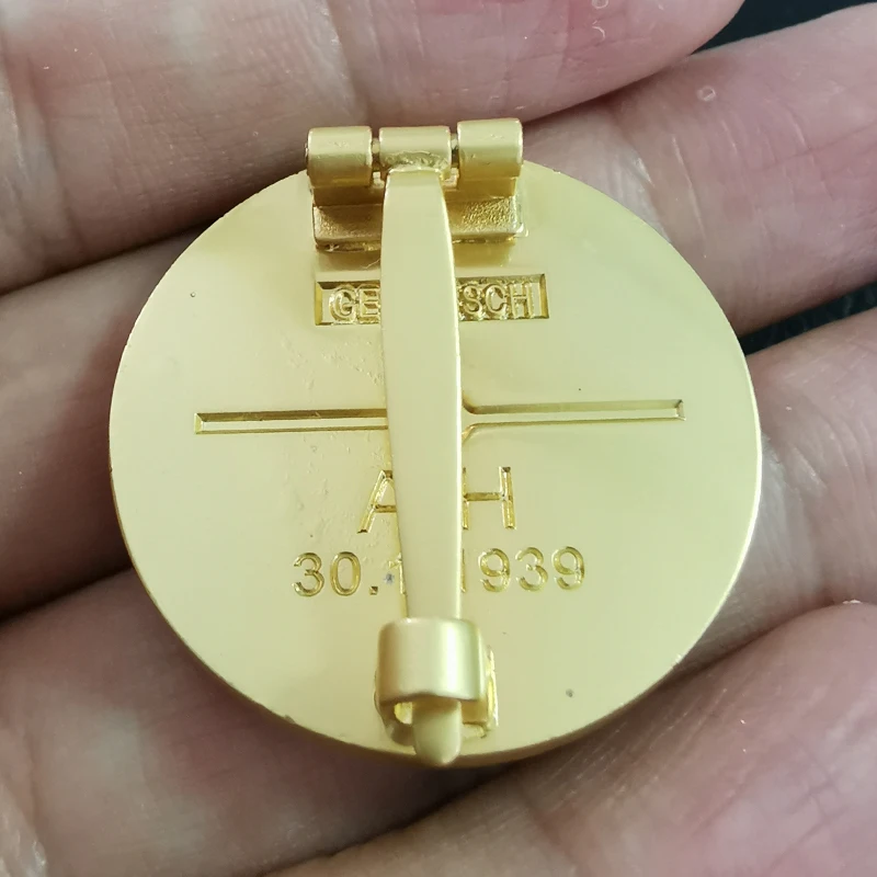 German iron cross badge (2)