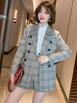 

College style lapel embroidered insect double-breasted suit + plaid shorts suit female 2020 autumn new