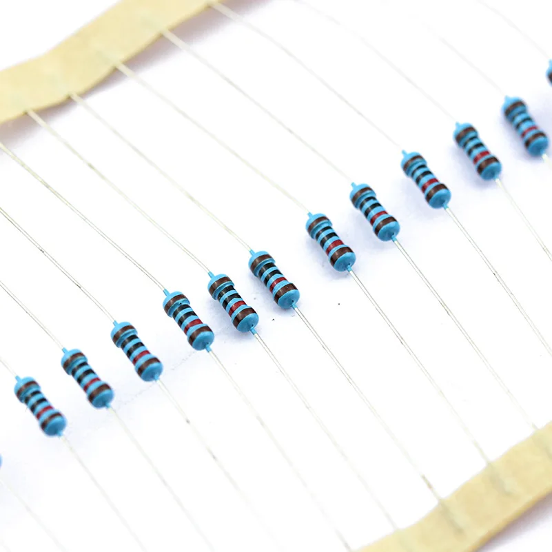 Купить Металлический пленочный резистор 1/4W 1% пять Цвет кольцо 8,2 ...