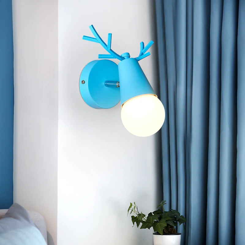Регулируемый светодиодный настенный светильник в скандинавском стиле с цветными рогами оленя из мультфильма, бра для чтения в спальню, настенное освещение для детской комнаты E27
