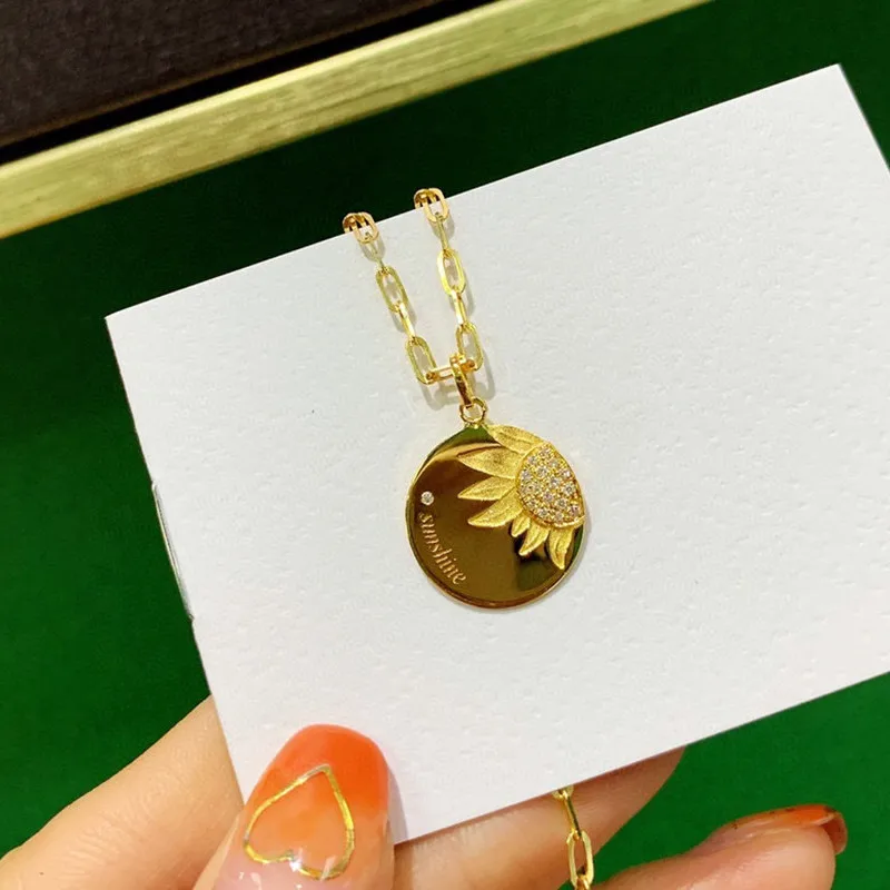 18K Solid Yellow Real Gold Jewelry(AU750) Women Sun Flower Petal Stacked Three-Dimensional Stamen Diamond Pendtan Necklace