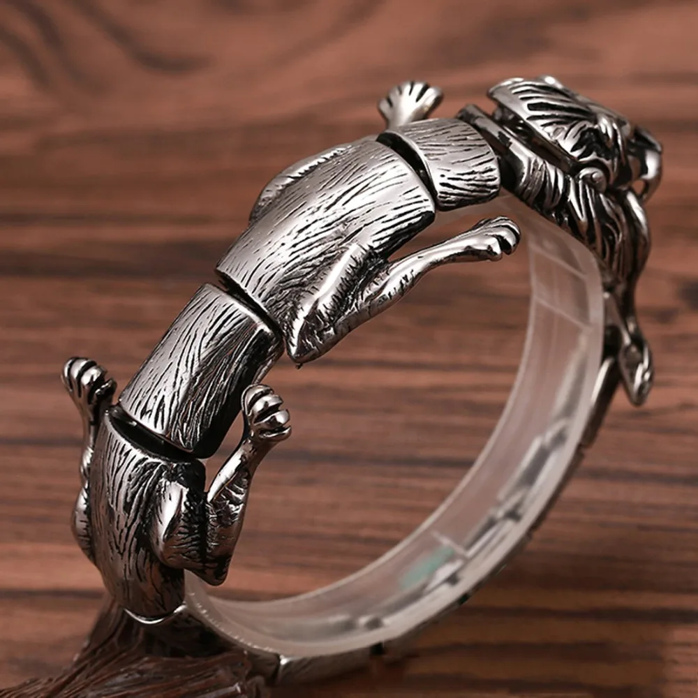 4246498584_1402633683