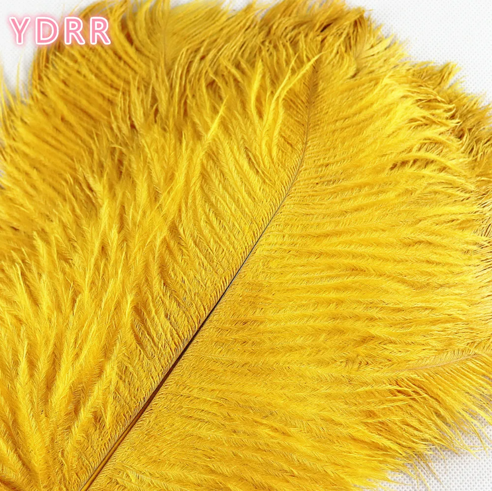 hot-selling wedding decoration feather plumes soft fluffy ostrich feathers for table vest decoration
