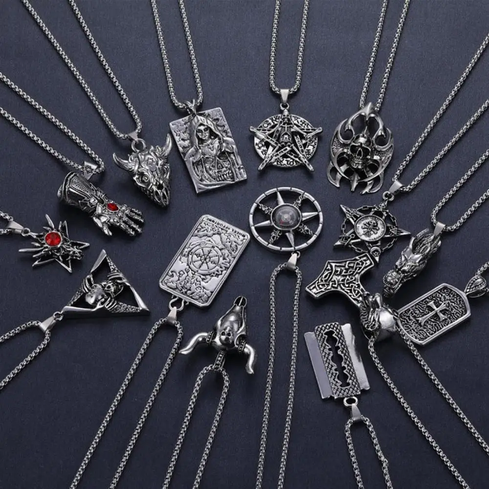 

2020 Western Vintage Hip-hop Plain Pendant Necklace Titanium Steel Alloy Pendant Necklace Trendy Male Jewelry