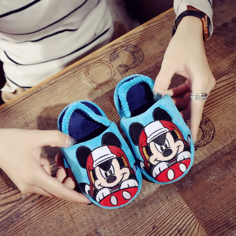 Disney/зимняя обувь принцессы для малышей; хлопковые тапочки для маленьких девочек; детская обувь с мягкой подошвой; домашняя обувь с рисунком Минни Маус - Цвет: 2