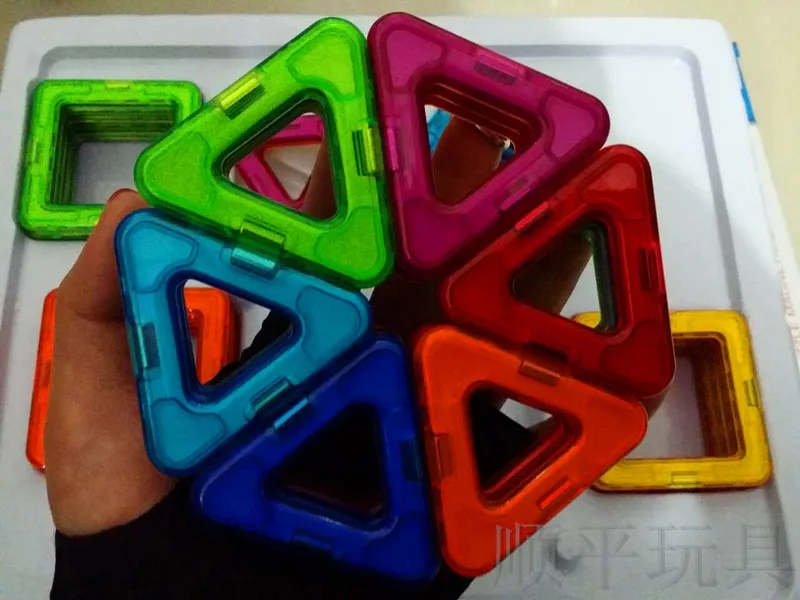 DG Third Generation Magnetic Sheet Flexible Pulling Magnetic Building Block Magnet Assembly jian gou pian Toy Children'S Educati